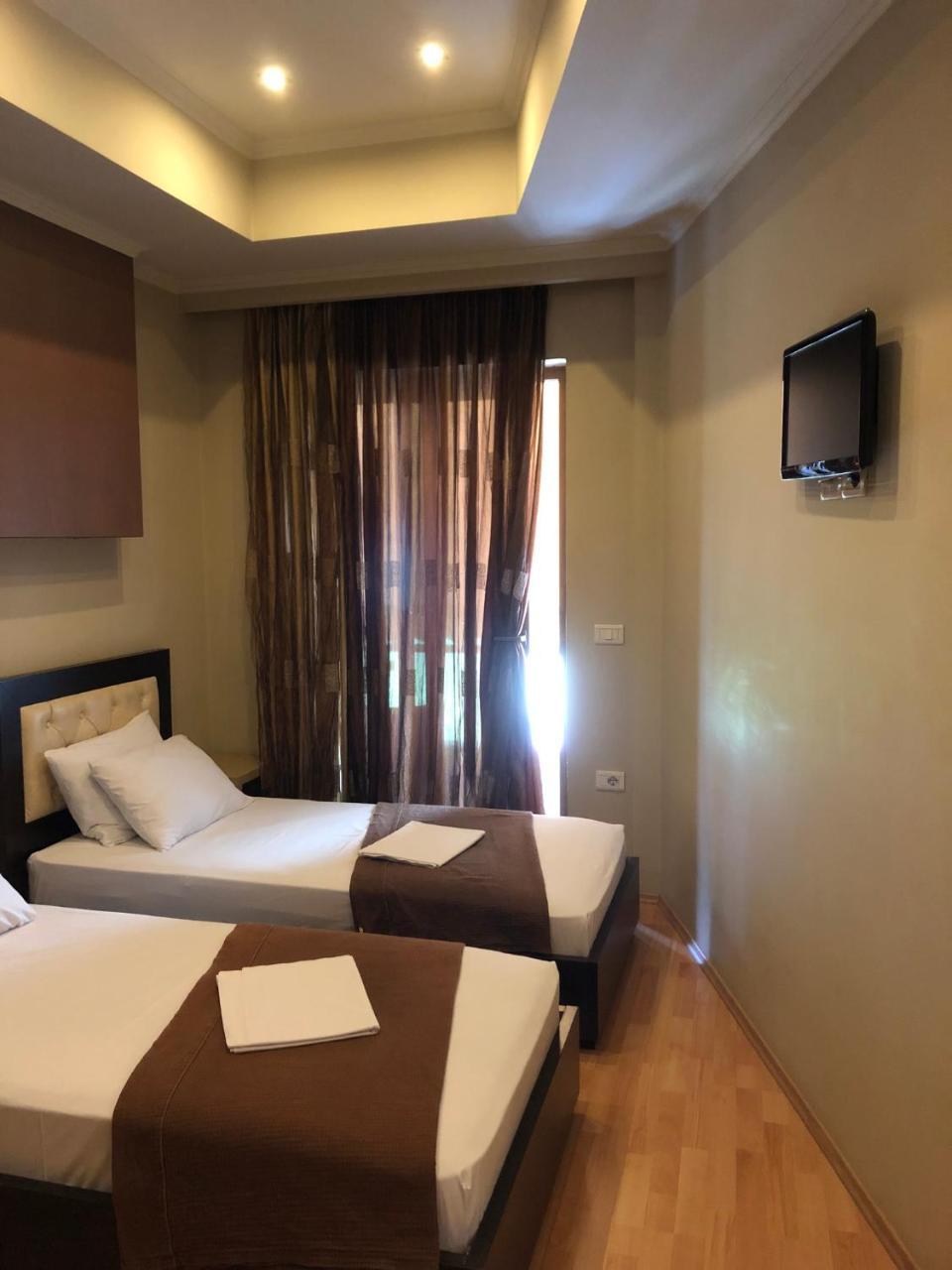 Hotel Shehu Gjirokastër Exteriér fotografie